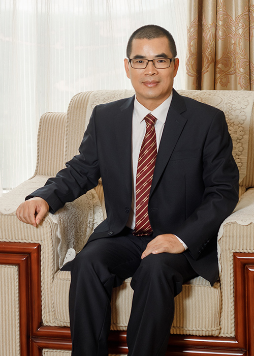 温志芬 现任华体会体育集团股份有限公司董事长